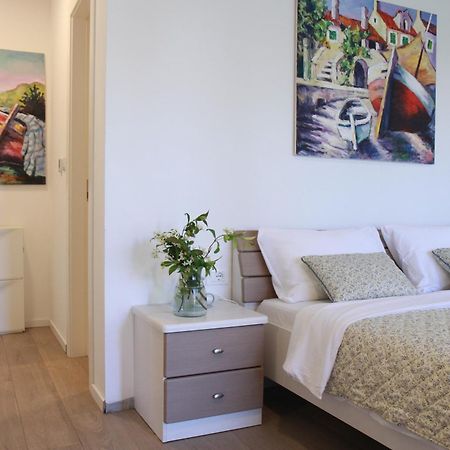 Studio Apartment Rosa Krk Krk Town Εξωτερικό φωτογραφία